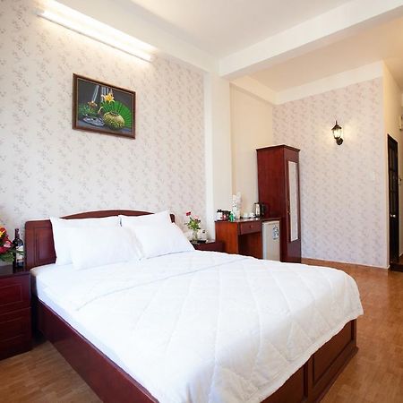 Hotel Sol Nha Trang Esterno foto