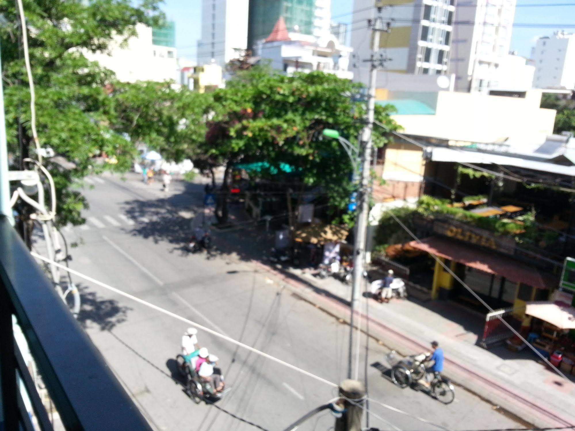 Hotel Sol Nha Trang Esterno foto