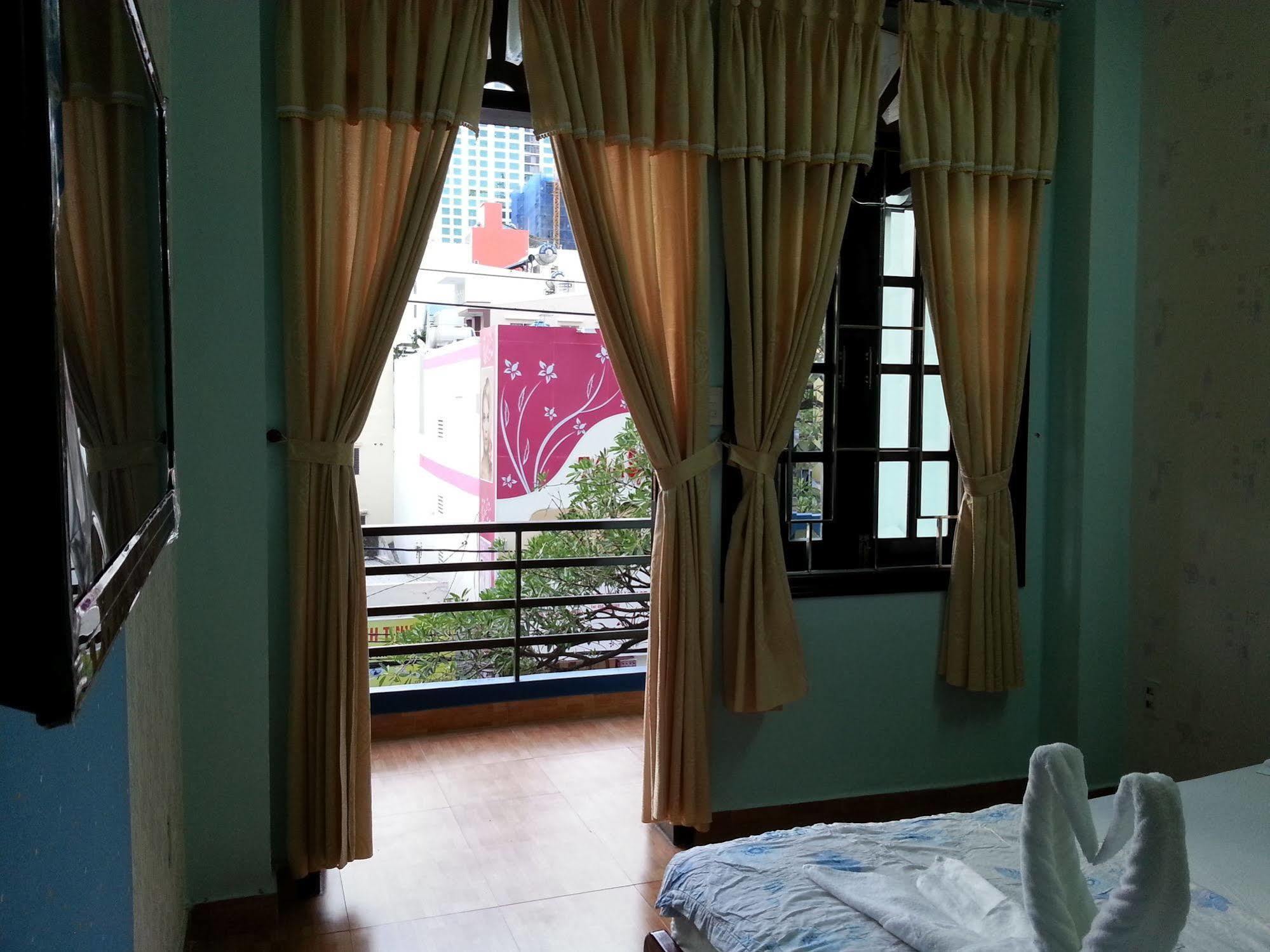 Hotel Sol Nha Trang Esterno foto