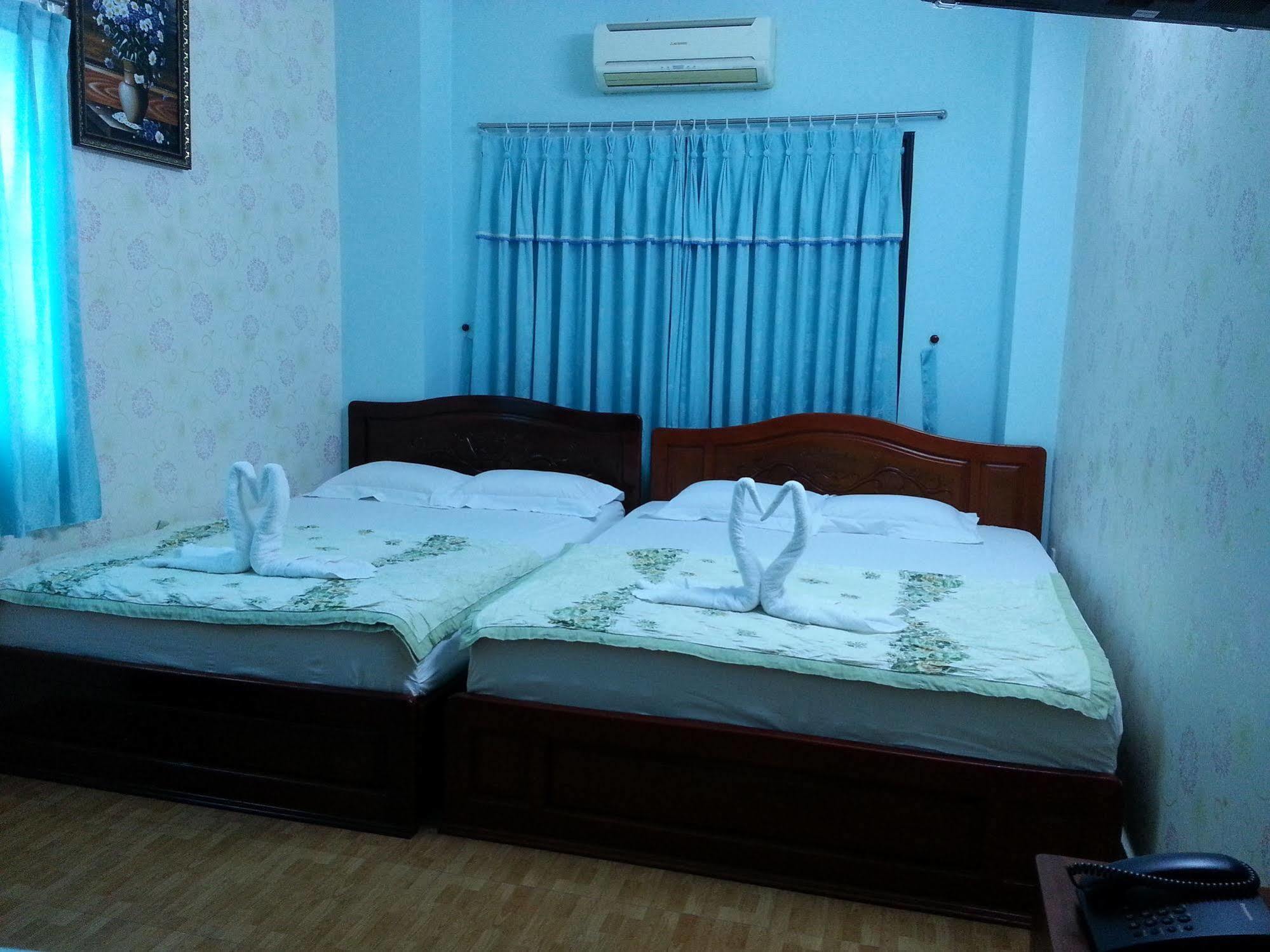 Hotel Sol Nha Trang Esterno foto
